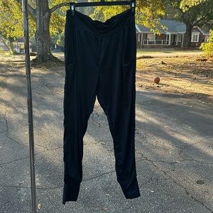 Zyia joggers black size large